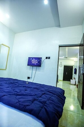 2 chambres, fer et planche à repasser, Wi-Fi gratuit, draps fournis