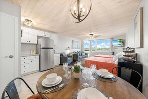 Wi-Fi gratuit, draps fournis