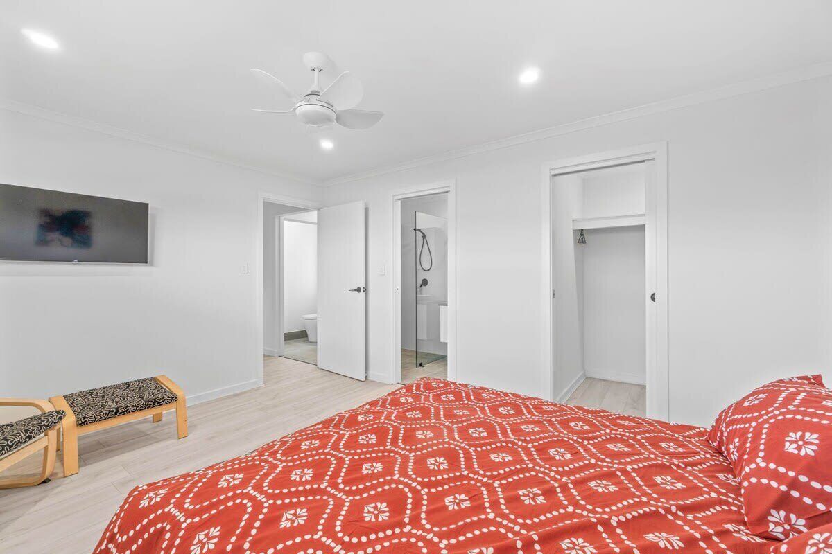 5 bedrooms, WiFi