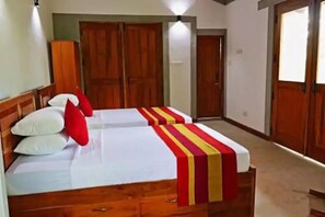 2 bedrooms, WiFi, bed sheets