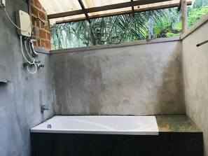 Towels, soap, shampoo, toilet paper