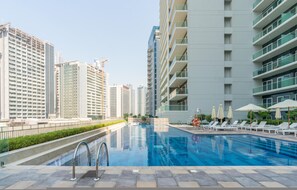Apartment - Relaxing 2BR at Vera Residences (Dubai)