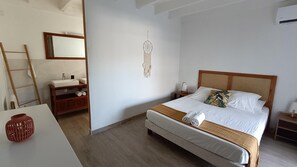 3 Schlafzimmer, Bügeleisen/Bügelbrett, WLAN, Bettwäsche