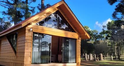 Cabana Pequeno Bosque Com Vista - o Rio, à 15 km da cidade