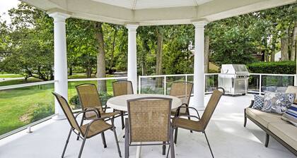Elegant Riverfront Home w/ Expansive Views