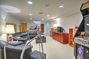 House (Multiple Bedrooms) | Interior