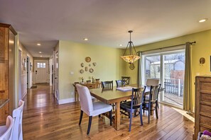 House (3 Bedrooms) | Interior - Mtn-view Home w/ Deck: Walk to Dtwn Frisco! (Frisco)