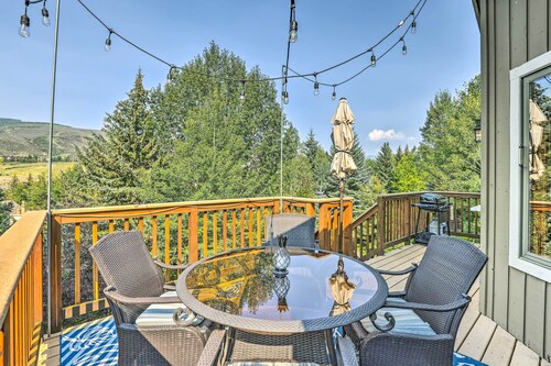 Rocky Mountain Retreat: 2 Mi to Beaver Creek!