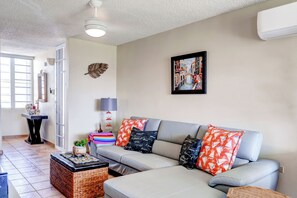 Apartment (2 Bedrooms) | Interior - Breezy Rio Grande Getaway w/ Pristine Ocean Views! (Río Grande)