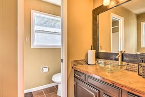 House (4 Bedrooms) | Interior - Canyon Lake Home w/ Game Room < 1 Mi to Boat Ramp! (Canyon Lake)
