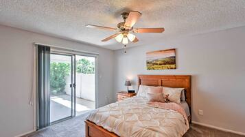 2 bedrooms, laptop workspace, iron/ironing board, bed sheets