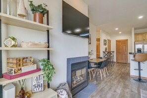 Apartment (1 Bedroom) | Interior - Winter Park Condo w/ Balcony & Mtn Views! (Winter Park)