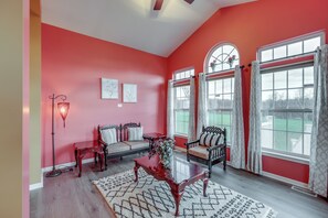 Interior - Canandaigua Getaway < 1 Mi to Beach! (Canandaigua)