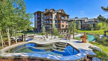 Apartemen (2 Bedrooms) | Bagian depan properti