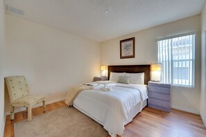 House (5 Bedrooms) | Interior - Sunlit Davenport Family Home w/ Lanai & Gas Grill! (Davenport)