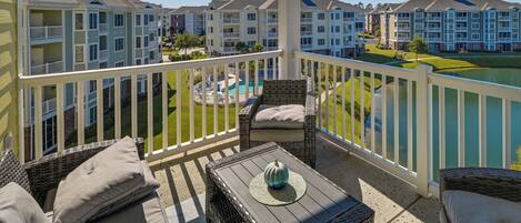 Apartment (3 Bedrooms) | Front of property