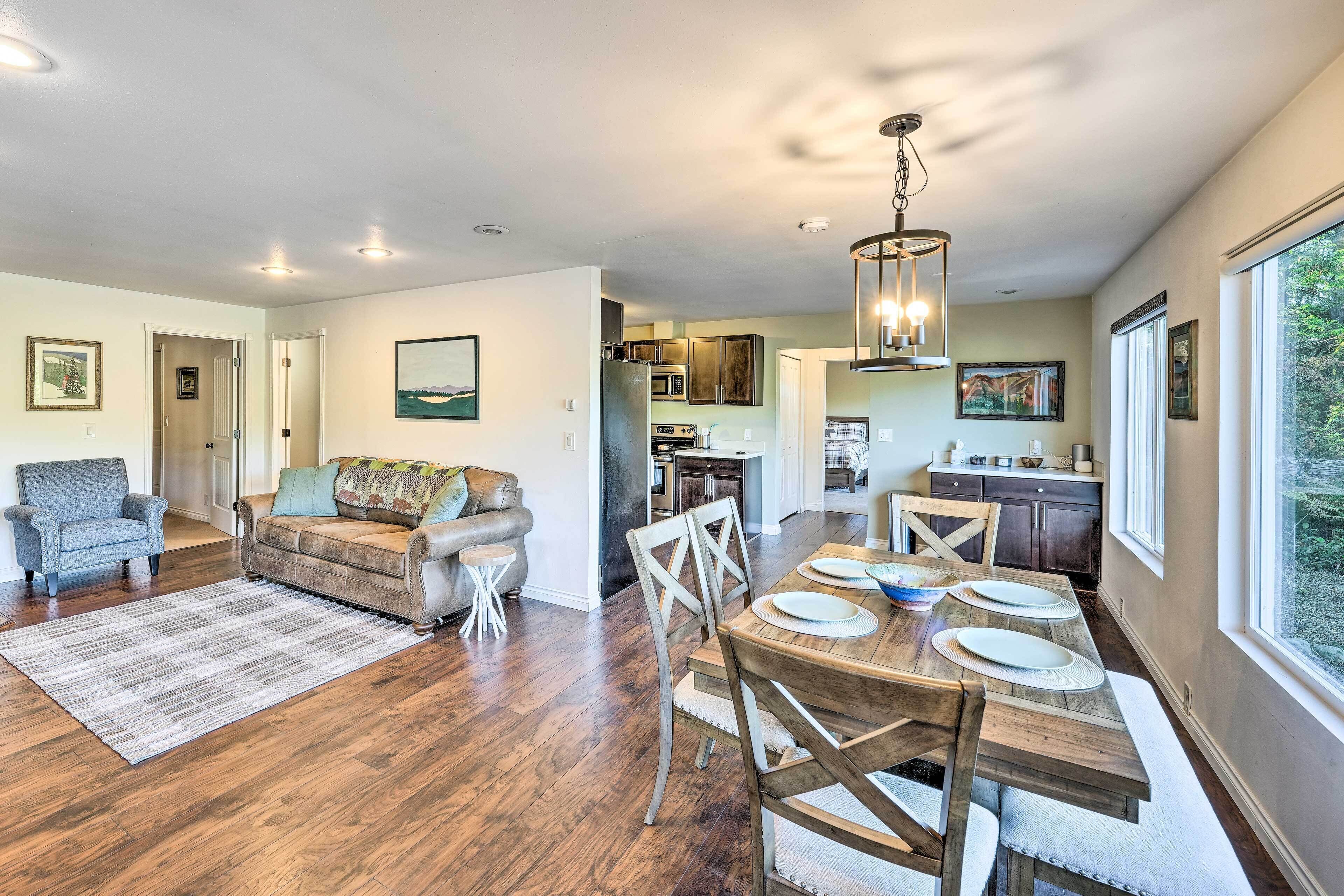 House (2 Bedrooms) | Interior