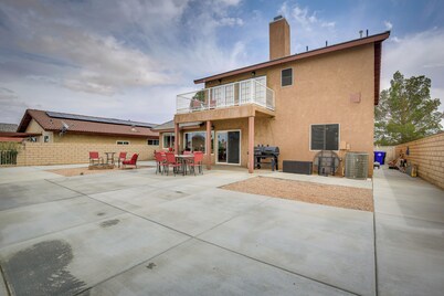 Family Helendale Home - Private Dock & Fire Pit!