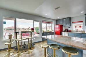 บ้านพัก (4 Bedrooms) | ภายใน