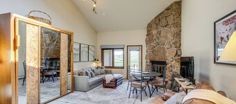 Private Balcony & Mtn Views: Granby Studio!