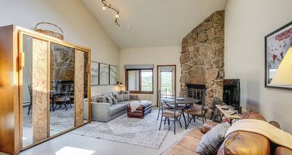 Private Balcony & Mtn Views: Granby Studio!