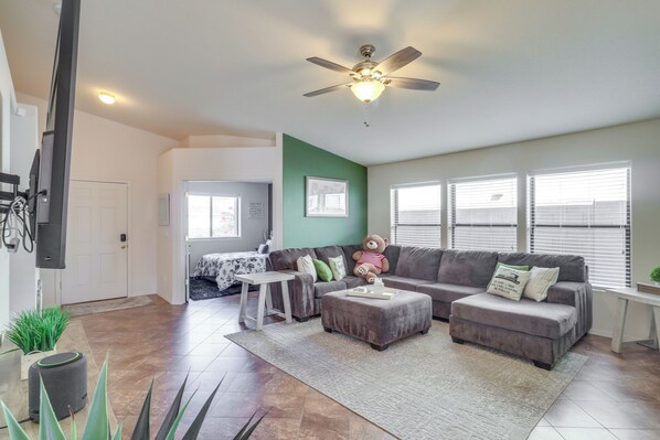 House (3 Bedrooms) | Interior