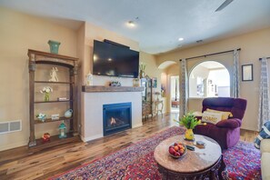House (4 Bedrooms) | Interior