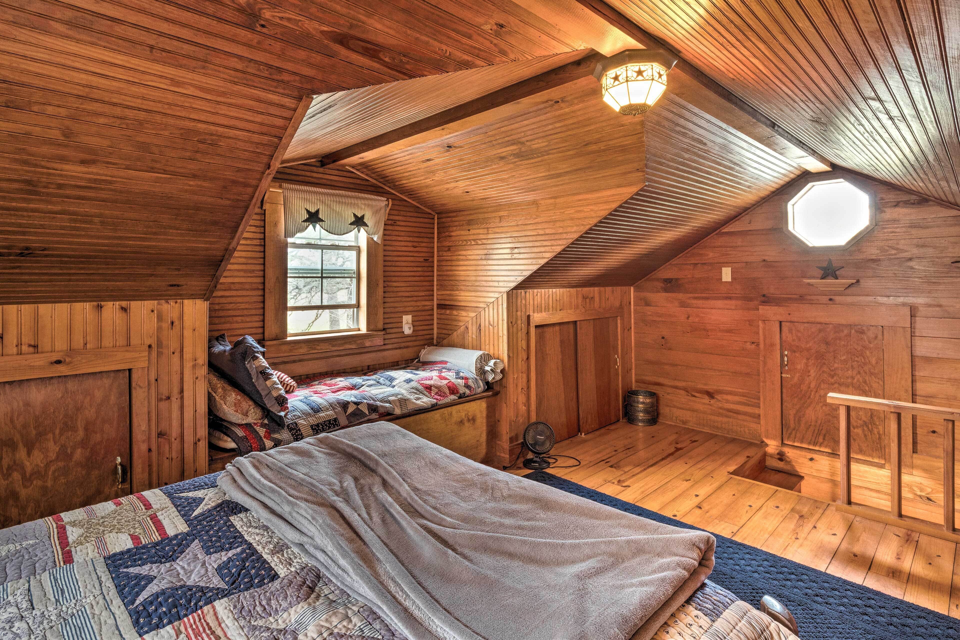 House (2 Bedrooms) | Interior