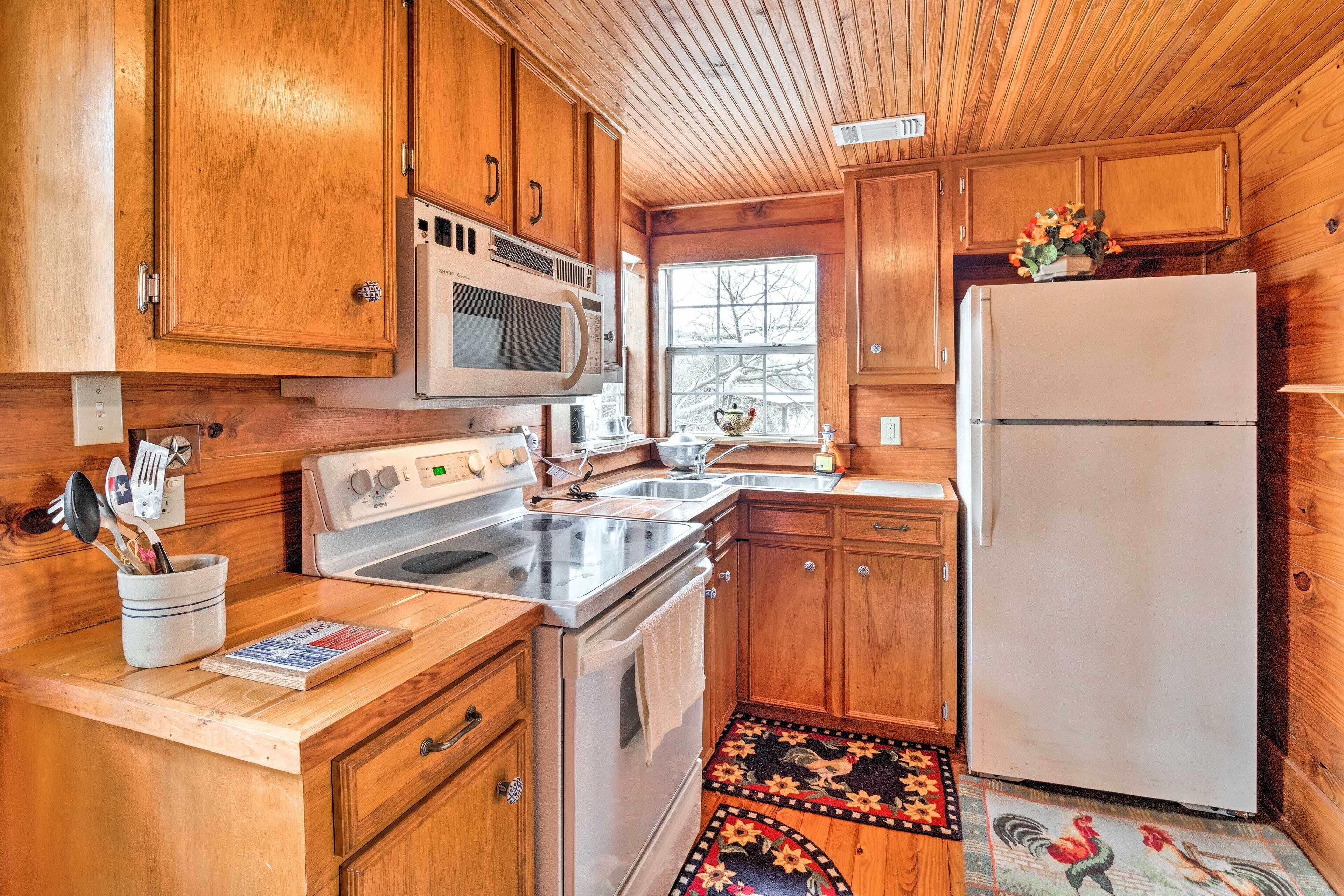 House (2 Bedrooms) | Interior