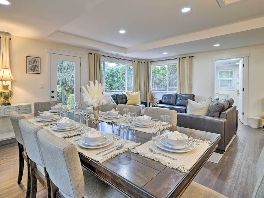 House (5 Bedrooms) | Interior