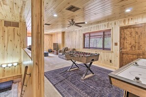 Interior - Newly Remodeled & Spacious Lakeside Retreat! (Lakeside)