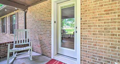 Cozy Knoxville Apartment ~ 9 Mi to Downtown!