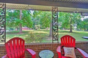 Apartment (1 Bedroom) | Interior - Cozy Knoxville Apartment ~ 9 Mi to Downtown! (Knoxville)