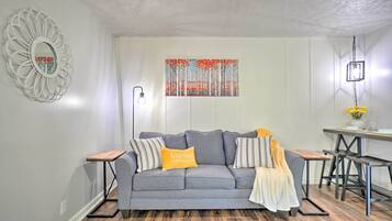 Apartment (1 Bedroom) | Interior