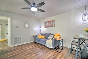 Apartment (1 Bedroom) | Interior - Cozy Knoxville Apartment ~ 9 Mi to Downtown! (Knoxville)