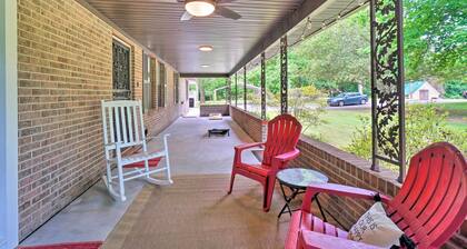 Cozy Knoxville Apartment ~ 9 Mi to Downtown!