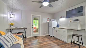 Apartment (1 Bedroom) | Front of property