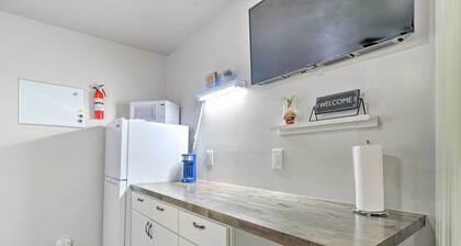 Cozy Knoxville Apartment ~ 9 Mi to Downtown!