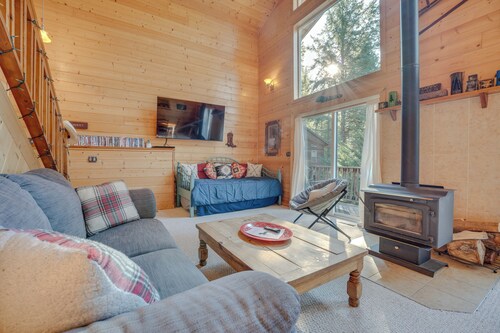 16 Mi to Christkindlmarkt: Cabin in Leavenworth!