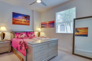 House (3 Bedrooms) | Interior - Canal-view Oasis w/ Grill in Cape Coral! (Cape Coral)