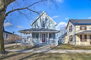 House (2 Bedrooms) | Interior - Downtown Boyne City Home, Walk to Lake Charlevoix! (Boyne City)