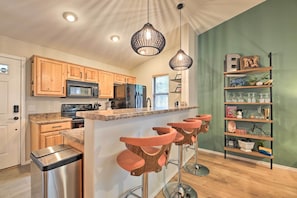 House (2 Bedrooms) | Interior - Pet-friendly Show Low Cabin w/ Trail Access! (Show Low)