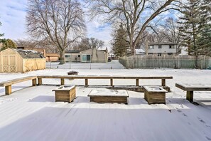 House (3 Bedrooms) | Interior - Updated Michigan House: 4 Mi to Plymouth (Livonia)