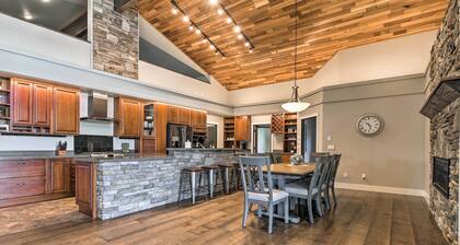 Mendenhall Valley Escape w/ Furnished Deck!