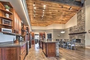 Apartment (5 Bedrooms) | Interior - Mendenhall Valley Escape w/ Furnished Deck! (Juneau)
