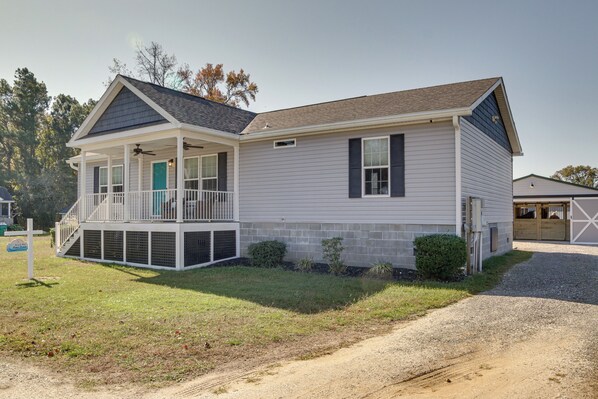 House (2 Bedrooms) | Front of property
