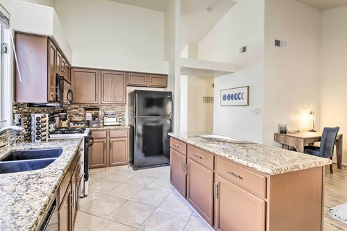 Family-friendly Getaway: Community Amenities!