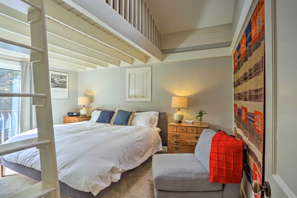 House (6 Bedrooms) | Interior