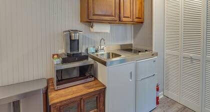 Pet-friendly Staatsburg Studio - Near State Park