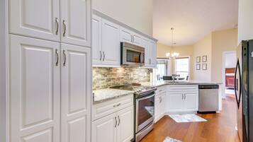 Nhà (3 Bedrooms) | Nội thất